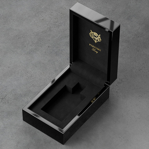 Botella de perfume de madera con logotipo personalizado de lujo y <span class=keywords><strong>caja</strong></span> de embalaje de aceite esencial cosmético <span class=keywords><strong>Rectangular</strong></span> <span class=keywords><strong>MDF</strong></span> reciclable - Product Image 1