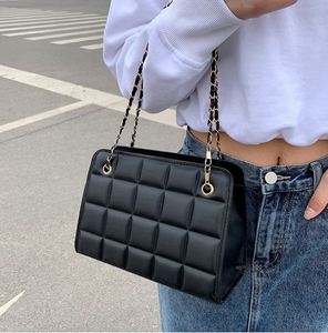 I-0187 Nuevo Bolso Bandolera de Moda para Mujer, Correa Única, PU, 6 Pulgadas - Product Image 5