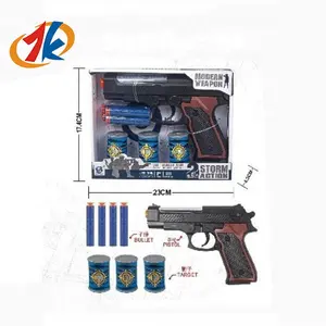2023 새로운 어린이 플라스틱 척 놀이 장난감 야외 촬영 어린이 경찰 시리즈 부드러운 총알 총 장난감 세트