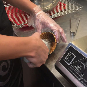 Strumento di forma cono <span class=keywords><strong>per</strong></span> cialde manuale in acciaio inossidabile <span class=keywords><strong>stampo</strong></span> <span class=keywords><strong>per</strong></span> cono gelato - Product Image 6