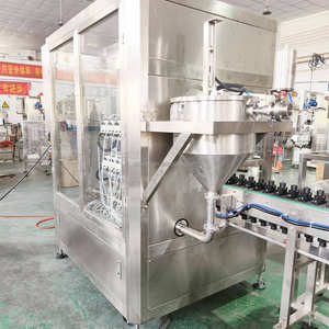 Máquina automática de llenado de líquidos para botellas de plástico PET a pequeña escala, 12 cabezales, para salsa, mermelada, agua, jugo, aceite. - Product Image 3