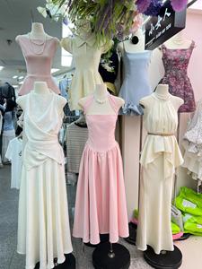 批发女式夏季甜美自然可水洗长款雪纺蕾丝连衣裙，花卉印花刺绣 - Product Image 2