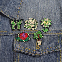 Vente en gros de plantes roses fleurs tournesols papillons arbre de fortune dollar émail broche argent bijoux broche insigne métal sac à dos