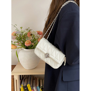 Women's Chain Shoulder <b>Bag</b> Quilted Diamond Pattern Lock Closure Crossbody <b>Bag</b> <b>Small</b> Size Everyday Casual Use Green <b>White</b> Black - Product Image 2