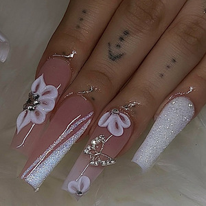 Vente en gros à bas prix, Ongles semi-artisanaux à porter à la machine, papillon en <span class=keywords><strong>nacre</strong></span>, texture de haute qualité, diamant scintillant <span class=keywords><strong>rose</strong></span> - Product Image 4