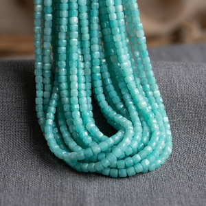 Perles de pierres précieuses en amazonite véritable 2mm Micro Faceted Cube Box Cut Natural Stone for DIY Jewelry Crystal Crafts Véritable Amazonite - Product Image 3