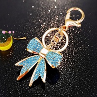 Noeud papillon personnalisé broderie fête Bling sac à main breloque sac à dos strass gonflé personnalisé porte-clés accessoires et bracelets