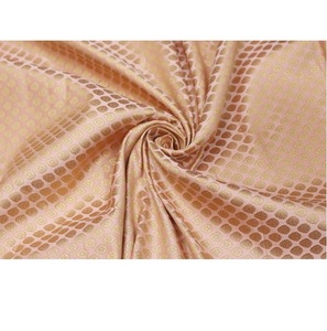 Tela de Brocado Poliéster Brillante Ecológica de Alta Calidad con Diseño Floral Abstracto para Vestidos Festivos y Atuendos Elegantes para Niñas - Product Image 6