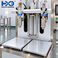 Machine de remplissage d'huile pour grands seaux, machine de remplissage semi-automatique de bouteilles pour la production d'huile de cuisson, de lubrifiant et d'huile comestible