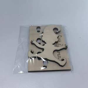 แผ่นลายฉลุตกแต่งต้นคริสต์มาสไม้ขนาดเล็กลายเอลฟ์คำพังเพย - Product Image 4