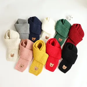 New trendy Kid scarf boys girls cute knitted Acrylic warm soft small scarf baby boys cartoon bear pattern red christmas scarf