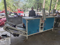 Machine de décollement de la semelle entièrement automatique, machine de décollement de la semelle de chaussure, machine séparatrice de semelle
