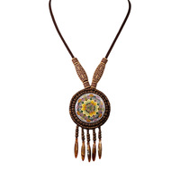 Collier vintage ethnique en alliage, longue chaîne bohème pour pull, pendentif polyvalent unisexe avec breloques à pompons, accessoires