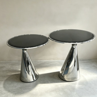 Table d'appoint d'angle en verre rond de style minimaliste italien en acier inoxydable finition brillante pour appartement et salon