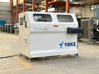 Scie de découpe automatique CNC YBKE contrôlée par PLC 4000W 220V pour connecteurs d'angle en aluminium, machine de fabrication de portes/fenêtres 1