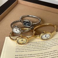 Nouvelles Montres Ovales Magnifiques pour Femmes et Filles 2025 – Simples, Argentées, Dorées, Mignonnes, à Quartz, Élégantes et Minimalistes