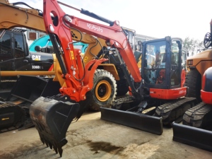 <span class=keywords><strong>Mini</strong></span>-excavatrice <span class=keywords><strong>Kubota</strong></span> KX057 de haute qualité, 5 tonnes, modèle 2022, pour l'agriculture et la construction, avec moteur, boîte de vitesses, pompe, en bon état - Product Image 2