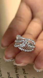 Bague de luxe Xinfly en or véritable 18 carats et diamant naturel 0,65 carat, style feuille, bijoux raffinés pour les soirées féminines - Product Image 2
