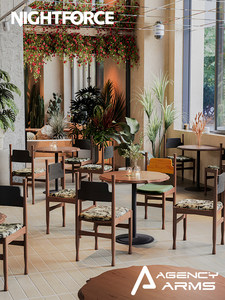 Meubles de restaurant de style vintage français en jacquard, ensemble de table et de chaises en bois pour bar, restaurant, café - Product Image 3