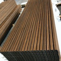 Revestimiento de Pared Impermeable para Exteriores, Paneles de Pared Acanalados de Madera Coextruida WPC