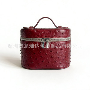 Sac cosmétique en PU de Chine, motif autruche, multi-compartiments, étui de rangement portable pour usage quotidien - Product Image 1