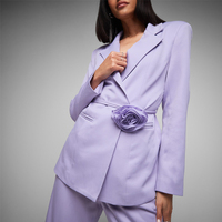 Vente en gros Ensemble pantalon et blazer 2 pièces personnalisé pour femmes Vêtements élégants et sexy à manches longues avec décoration à boutons