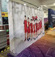 Stand Pop-up personnalisé en tissu portable pour affichage mural de salon commercial Stand de bannière personnalisé pour les vêtements publicitaires en promotion