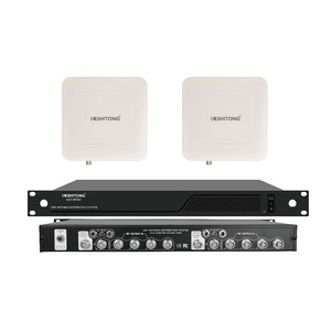 Sistema Distribuidor de Antena UHF Profesional X5 de 4 Canales, 1 Entrada y 5 Salidas, Sistema Amplificador de Señal RF a Prueba de Agua para Espectáculos en Vivo - Product Image 1