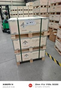 Sistema di Accumulo Domestico <span class=keywords><strong>BESS</strong></span> con Batteria LiFePO4 da 50kWh 100kWh 1000Ah 51.2V, 10000 Cicli, Verticale e Mobile, per Energia Solare - Product Image 5