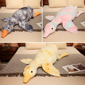 Nuevo Zari-dyed Colorful Large White Goose Bed Throw Pillow Peluche de juguete Goose Doll Peluche que se puede lavar como compañero - Product Image 4