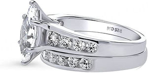 Anillo de Compromiso con Moissanita Cúbica Blanca de Corte Brillante Redondo de 2 Quilates, Conjunto de Anillos de Novia con Diseño de Racimo, Gran Venta - Product Image 5