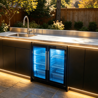 Îlot de cuisine extérieur moderne de luxe en acier inoxydable durable, comptoir de bar de patio résistant aux intempéries avec évier intégré et éclairage LED, crédence intégrée