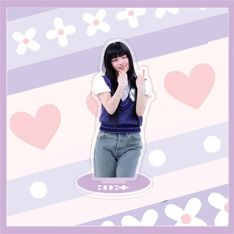 Kpop ILLIT Standing Board 10CM - Eco-Friendly Acrylic Gift