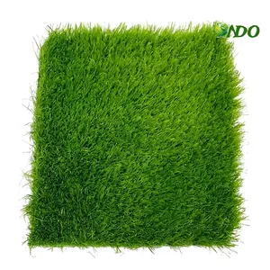 原始材料PP PE草制造花园绿色人造草坪超市草坪景观草