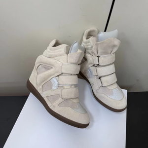 Chaussures de sport décontractées montantes de style original pour la marche en plein air, chaussures pour femmes avec coussinets rehausseurs intégrés et antidérapants - Product Image 1