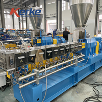 Machine d'extrusion de granulés de plastique (HDPE/ABS) pour le recyclage des boîtes de piles, extrudeuse bivis parallèle à sens unique
