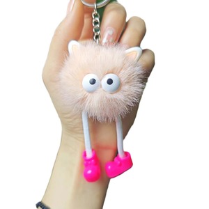 Lindo llavero de dibujos animados, muñeco de peluche, colgante de bola de carbón pequeña para bolso, accesorios para llavero de coche, pequeño regalo hecho de aleación de metal y plástico - Product Image 2
