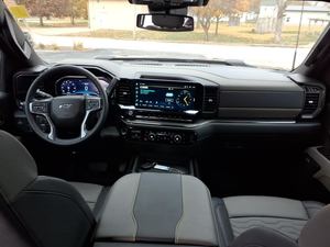 2024 Chevrolet <strong>Silverado</strong> 2500HD ZR2 Crew Cab 4WD Left Steering Automatic Dark Interior Leather Seats R19 Tires Sunroof LED - Product Image 5