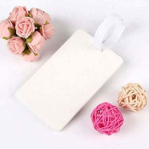 Etiquetas de Equipaje Personalizadas con Porta Identificación - Etiquetas de PVC Suave para Maletas de Viaje, Ideales para Regalos Promocionales - Product Image 2