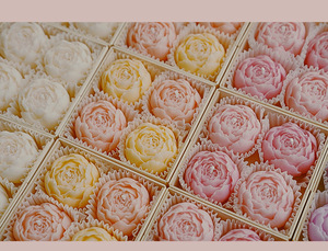 Cadeau de la Saint-Valentin, souvenir d'anniversaire, petit cadeau, bougie créative faite à la main en forme de rose, bougie aromathérapeutique - Product Image 3