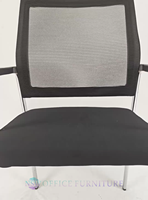 Chaise de Visiteur Exécutive Moderne en Maille Métallique avec Accoudoirs Fixes et Pieds en Métal Pivotant à 360°