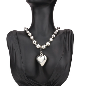 Collar con Colgante de Corazón Dorado, Cadena de Aleación de Zinc, Joyería para Fiestas, Accesorio de Moda - Product Image 2