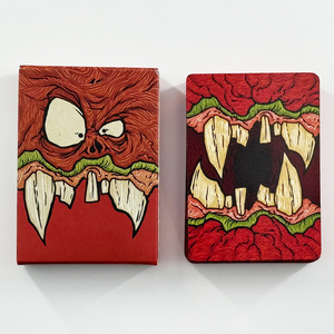 Cartes à jouer en PVC personnalisées avec impression originale de la malleine funéraire, créature mythique des films d'<span class=keywords><strong>horreur</strong></span> - Product Image 3