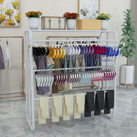 Présentoir métallique multi-niveaux à double rangée pour sous-vêtements, vente directe usine, idéal pour les magasins de vêtements