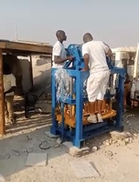 Machine à blocs durable, moulage haute pression + briques sans défaut, fonctionnement stable à long terme pour les usines de matériaux de construction