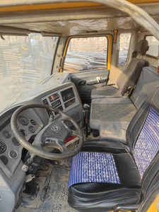 Grue mobile 25 tonnes QY25K-II à bas prix, état d'occasion 99 %, pièces détachées d'origine complètes pour moteur et boîte de vitesses - Product Image 5