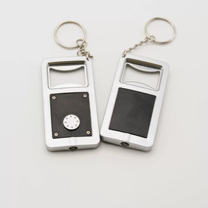 Llavero LED de Aluminio Personalizado de Bolsillo con Función de Abrebotellas, Idea de Regalo Corporativo Personalizable - Product Image 3