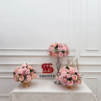 Fournitures de décoration de mariage OEM Fleurs de mariage décoratives Boule de fleurs artificielles en soie Centre de table de mariage