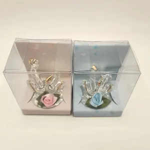 Penjualan laris ornamen dekorasi angsa transparan kristal kaca modis untuk souvenir pernikahan
