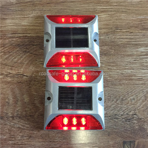 Bên đường delineator nhôm nhúng đường Stud nhấp nháy ánh sáng LED năng lượng mặt trời phản chiếu Studs Road Markers - Product Image 4